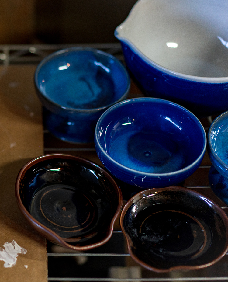 small Tenmoku glaze and blue stoneware glazed bowls hand thrown by potter Converse Fields